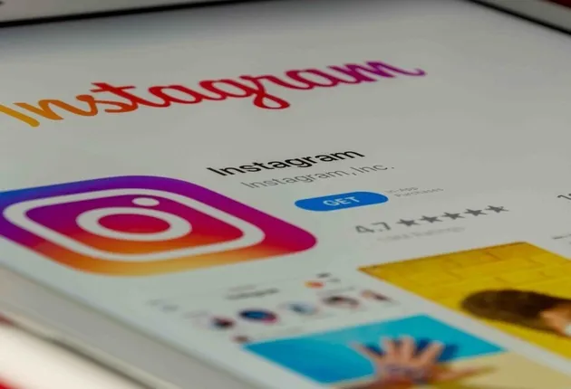 5 Surprising Cues that Influence Consumer Perception of Instagram Influencer Ads
